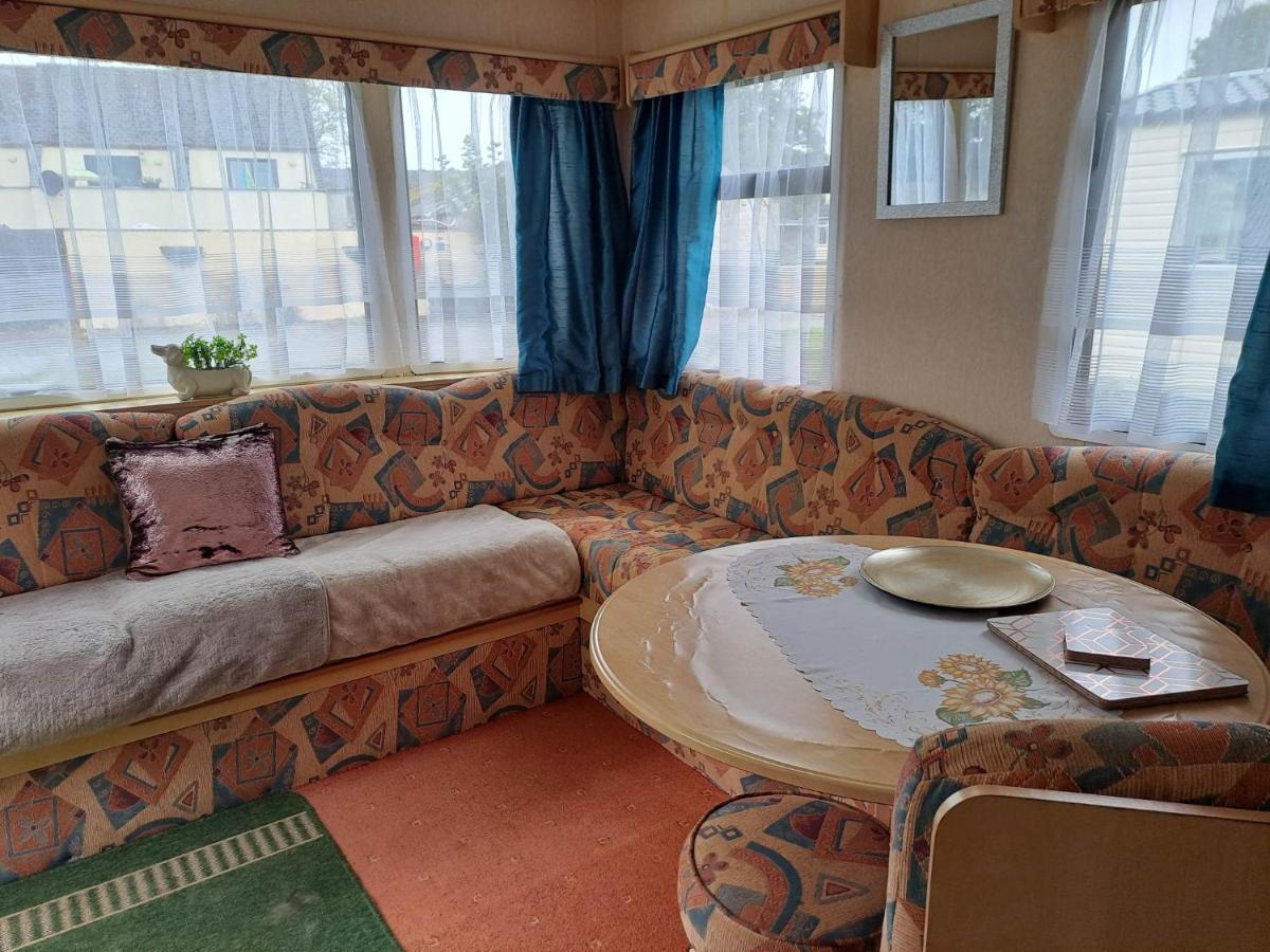 Cosy Caravan At Blackmoor Farm Ludchurch Eksteriør bilde